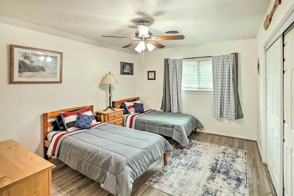 Fort Worth Retreat w/ Fenced Yard & Fire Pit!