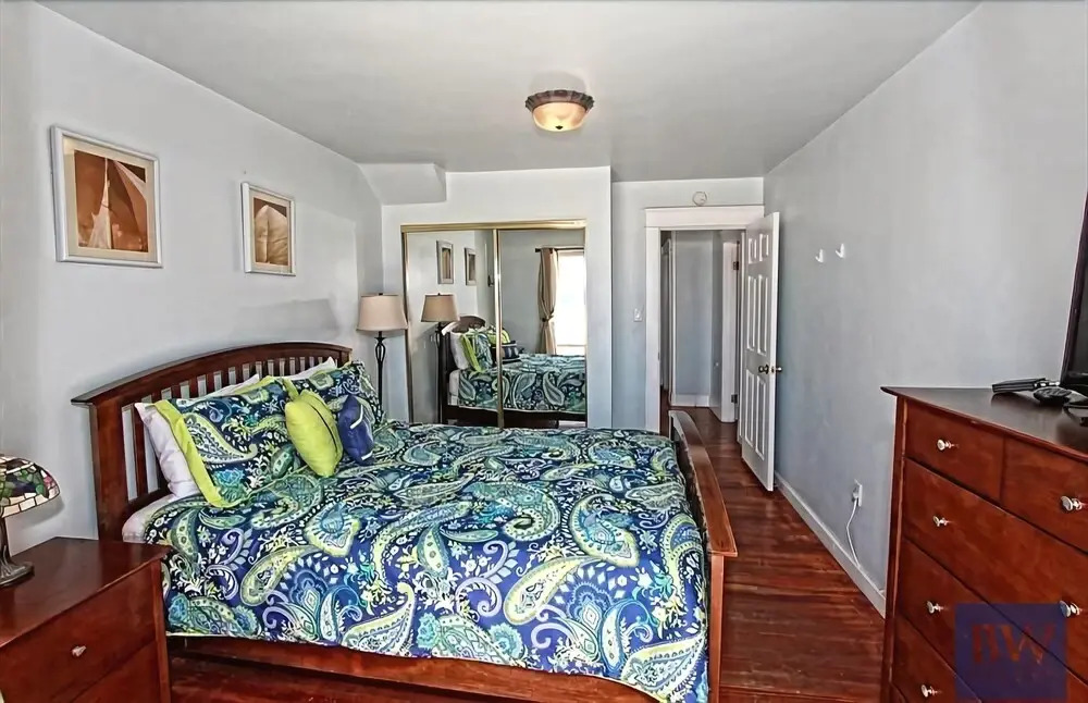 2000 W Ocean Front Liu 3 Bedroom Home