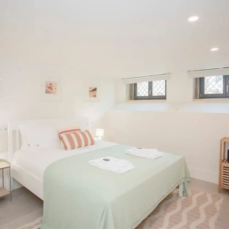 Liiiving in Porto - Haven Pool Apartment