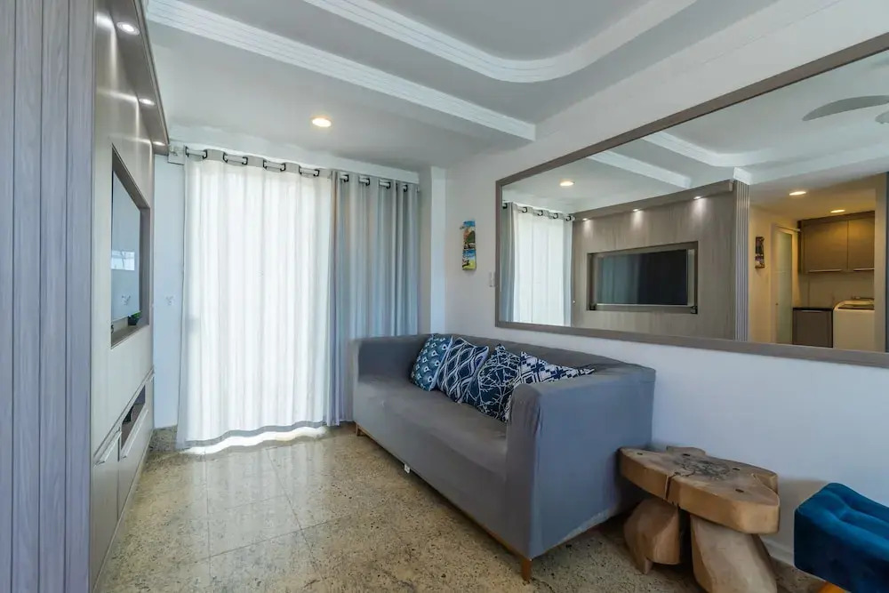 Triplex pé na areia