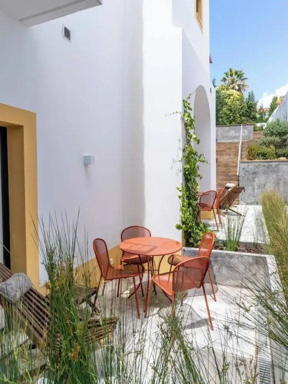 Limehome Evora Rua de Machede 61