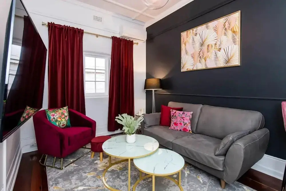The 1920s - 'the Golden Palm' Suite Apartment