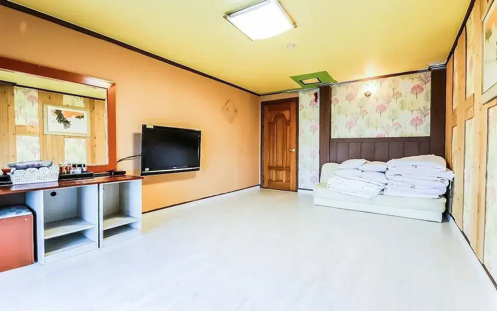 Top Motel