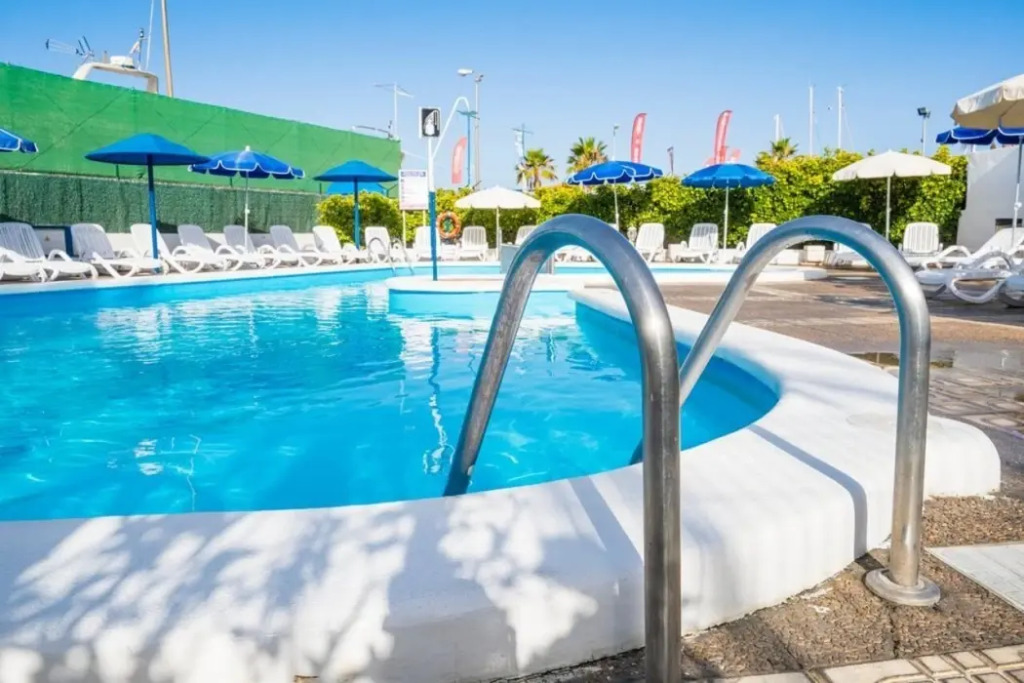 Apartamentos Puerto Colon Club