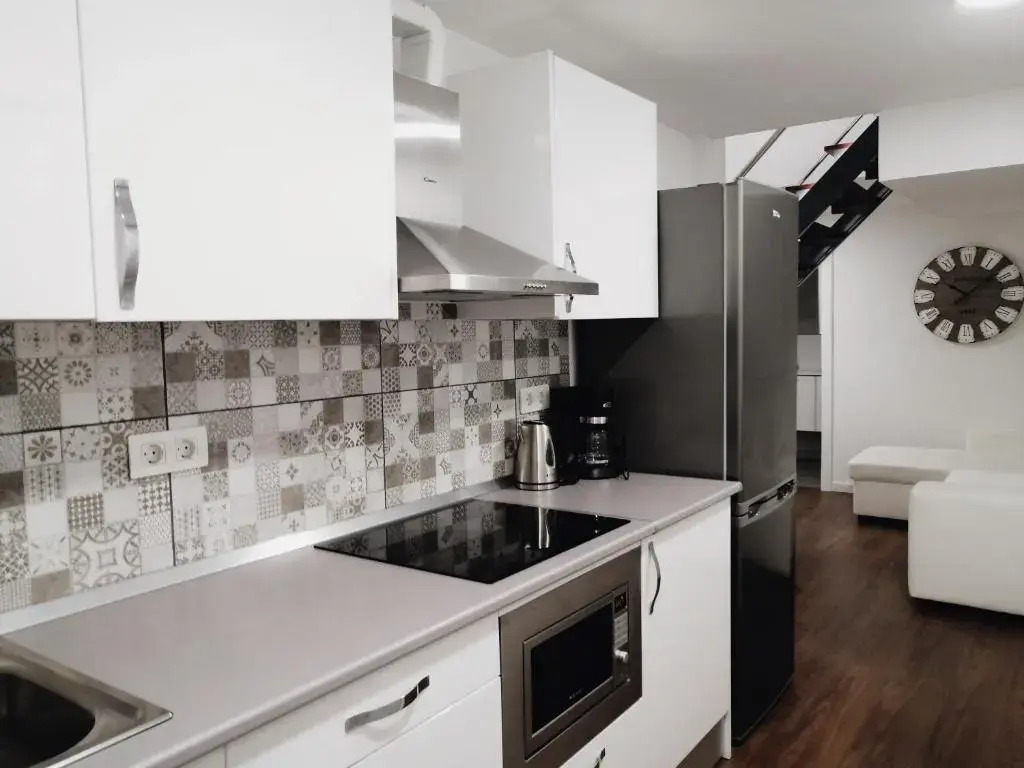 BIOMA Modern & Minimalist Apartment