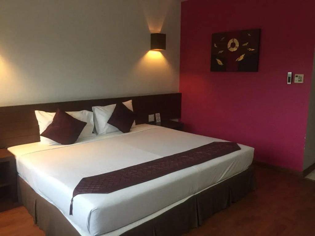 The Ligor City Hotel
