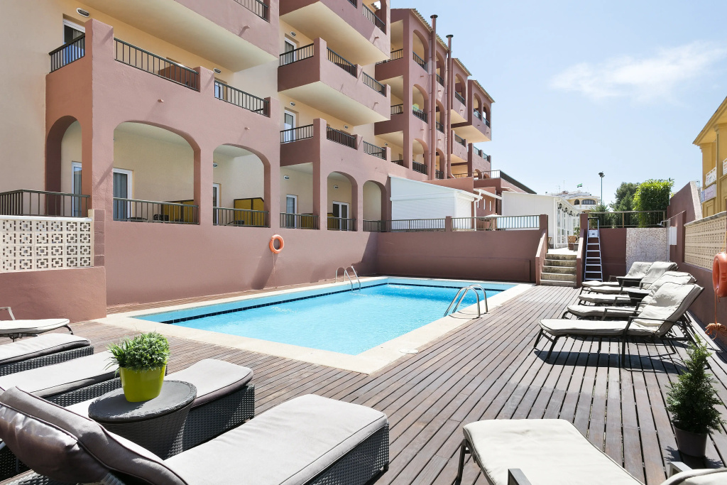 Nura Santa Ponsa & Spa