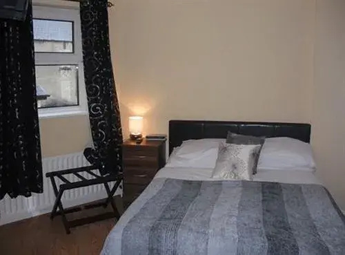 Iona Inn
