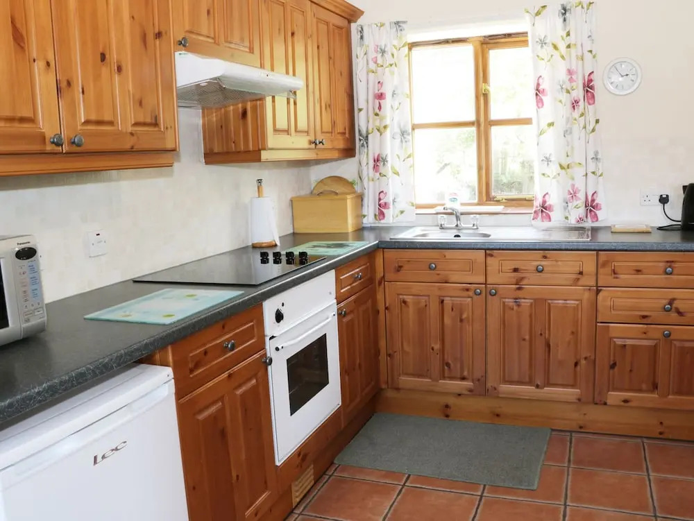 Ragleth Cottage