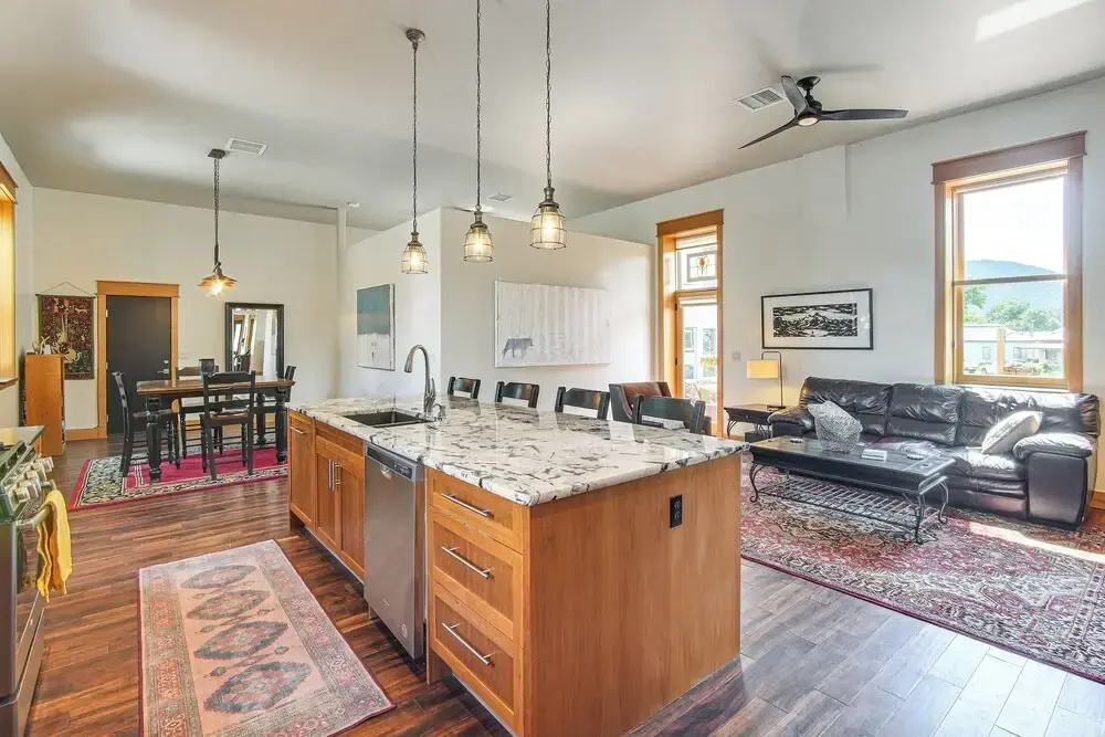 Divine Salida Stay: Walkable Location Near Dtwn!