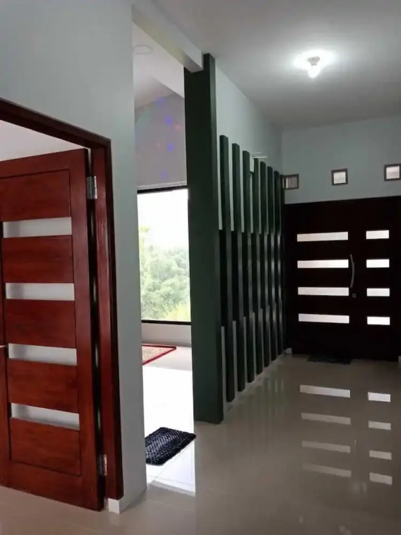 Villa Fahim 2 Puncak 4 Bedroom