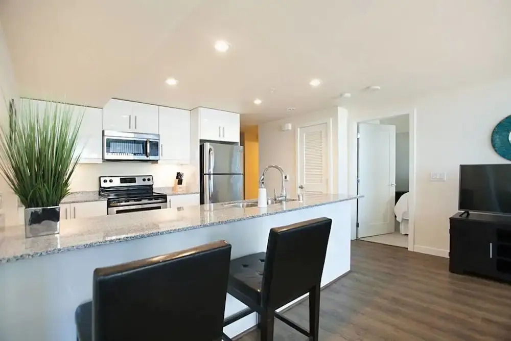 424 15th St Executive 2br