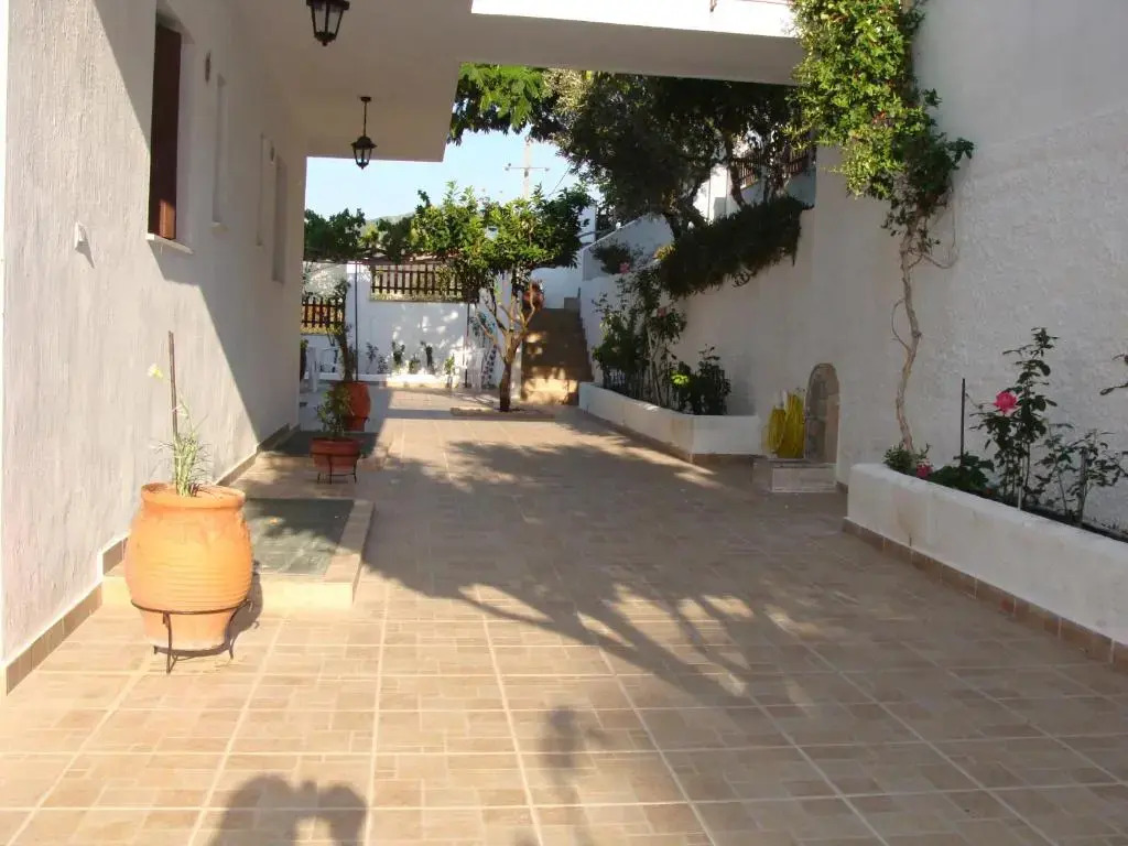 Sea View Studios