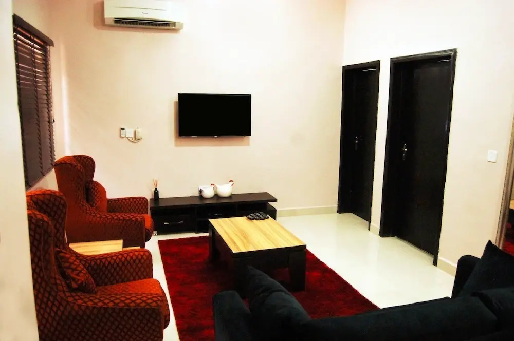 Wendo Court Apartments