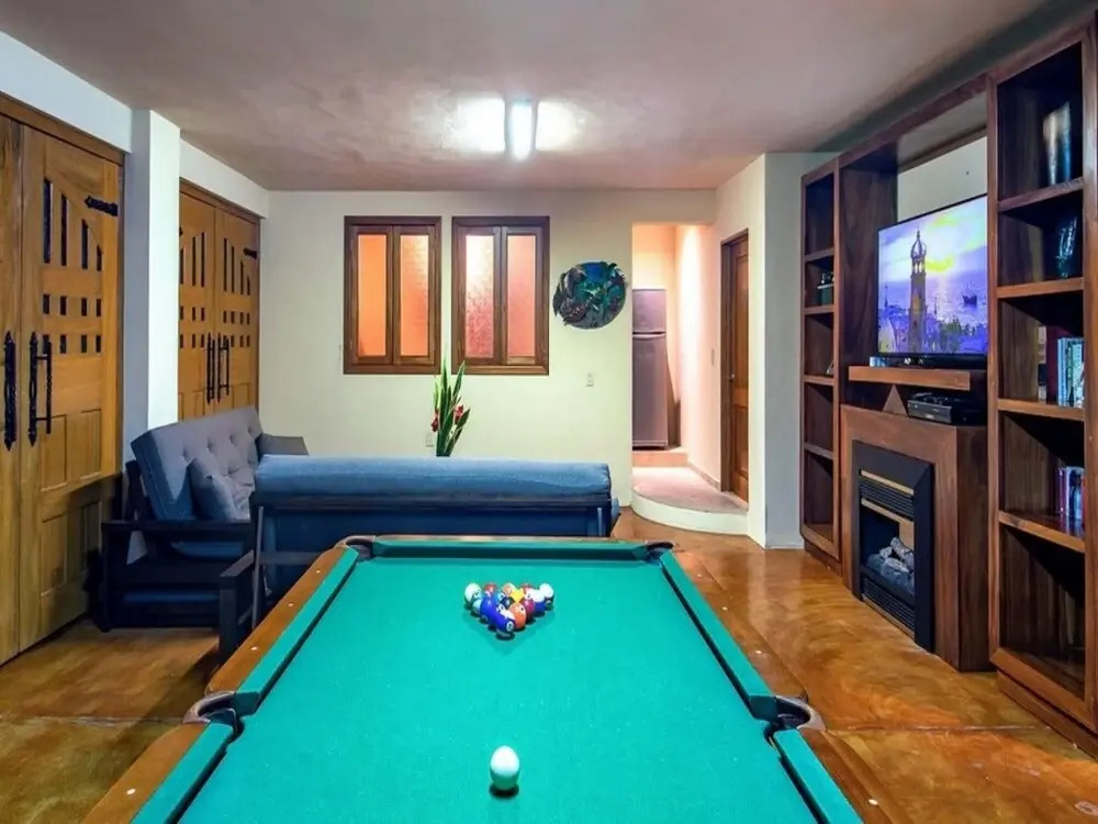 Sunny Vacation Villa 75