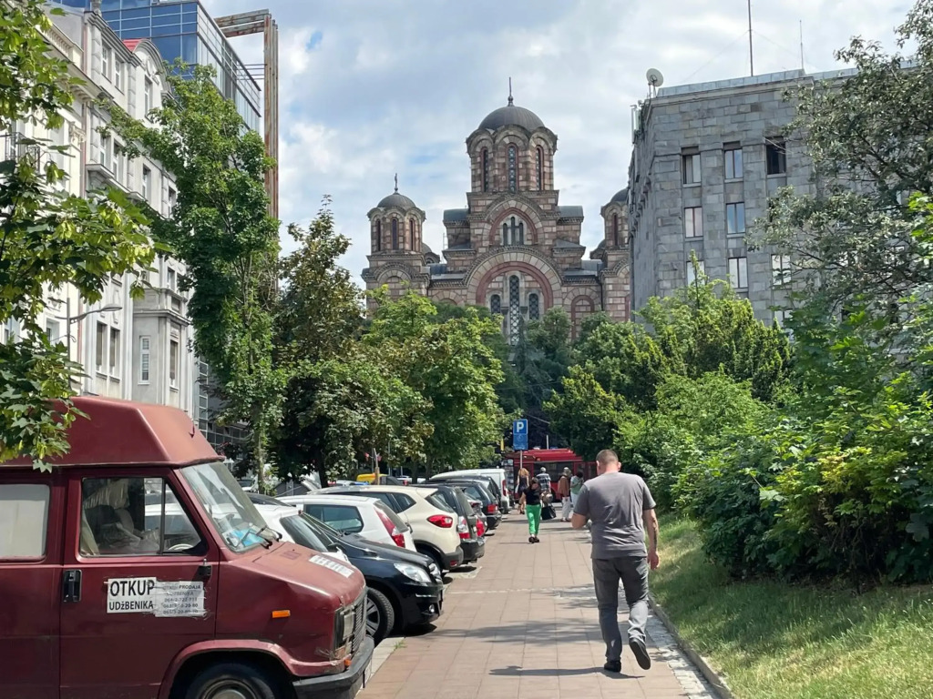 Modern Lux Studio w Inside parking 5 min from Skadarlija, Republic Sqre