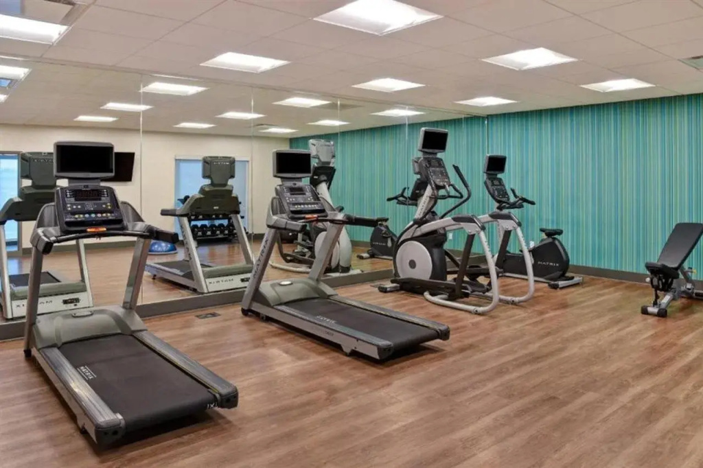 Holiday Inn Express & Suites - Ottawa by IHG