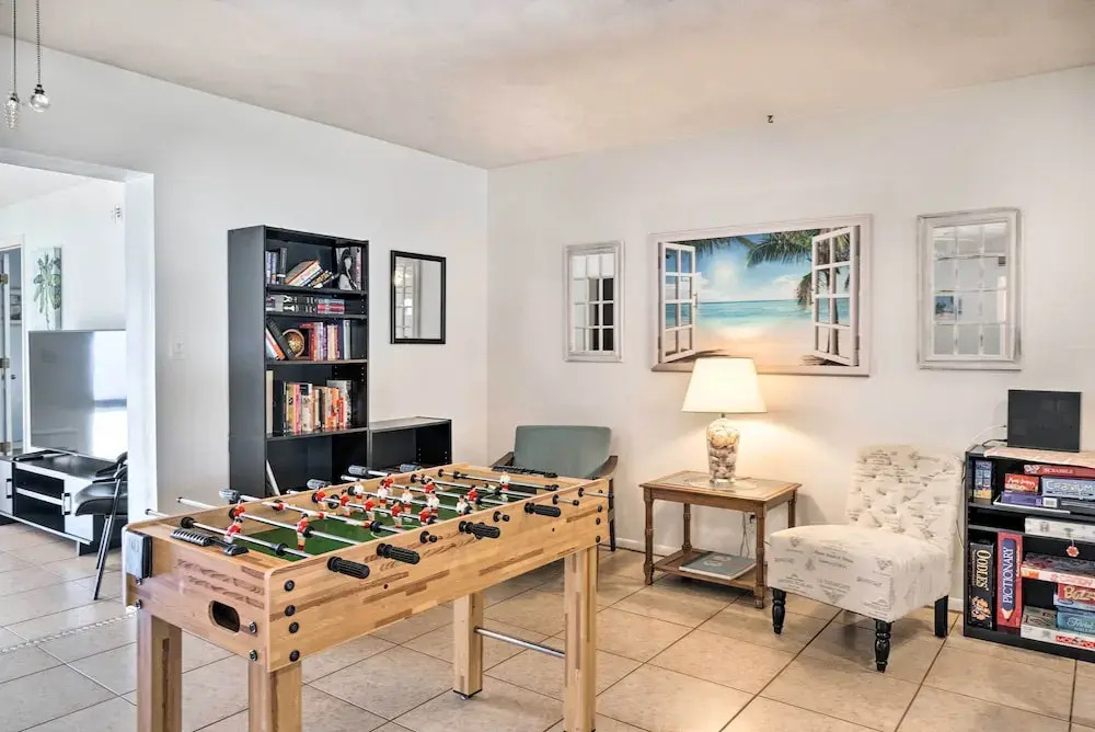 6 Mi to Beach: Bradenton Home w/ Pool & Yard