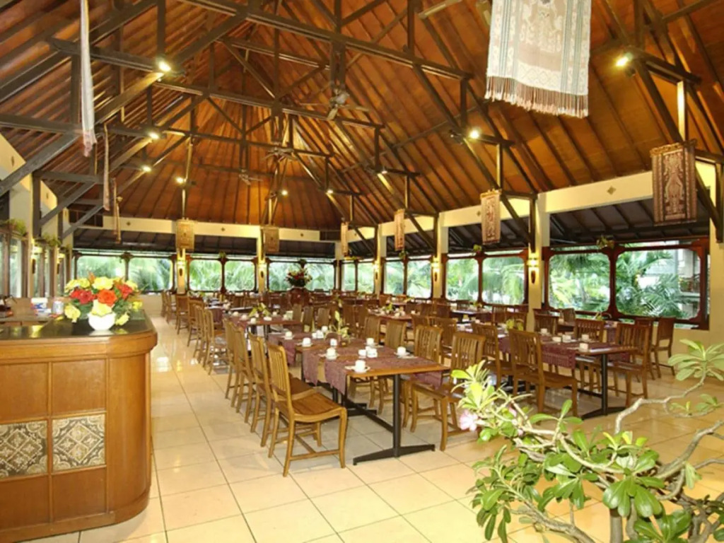 Club Bali Family Suites @Legian Beach