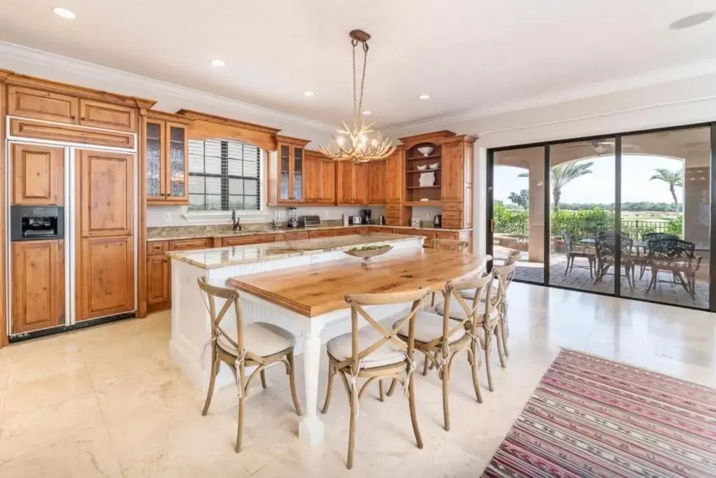Luxury mansion on golf course at Reunion Resort Orlando 10 minutes from Disney parks - Mansão luxuosa em campo de golfe no Reunion Resort Orlando a 10 minutos dos parques da Disney