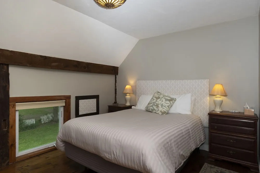 The Karass Inn