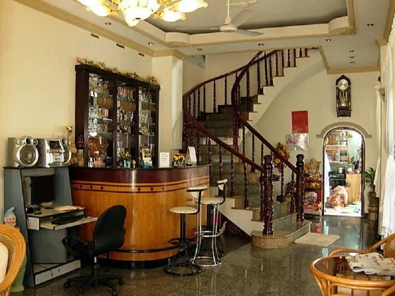 California Guest House