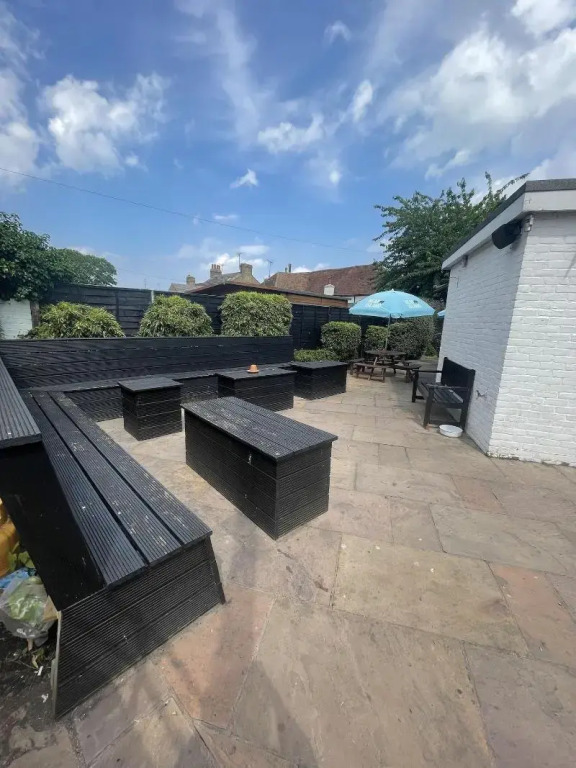 The Six Bells