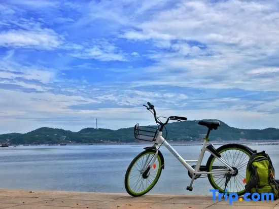 Changhai Guanglu Island Shuangquan Hotel