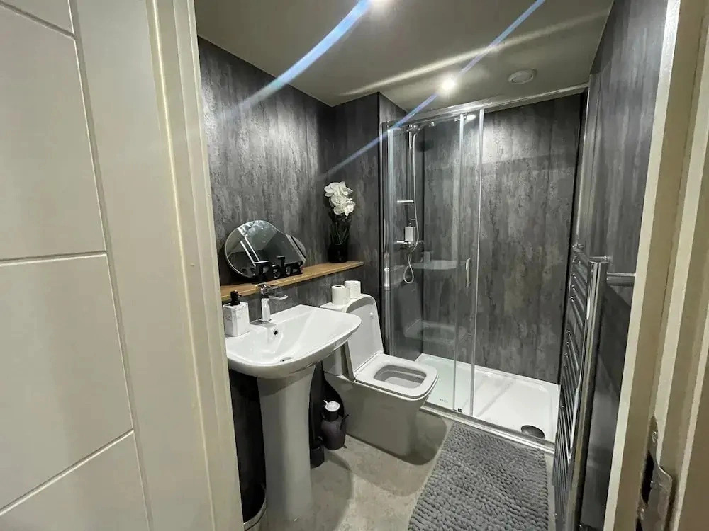 Central Leeds Apartment Oasis