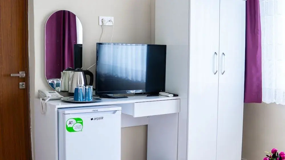 Evin Suit Hotel