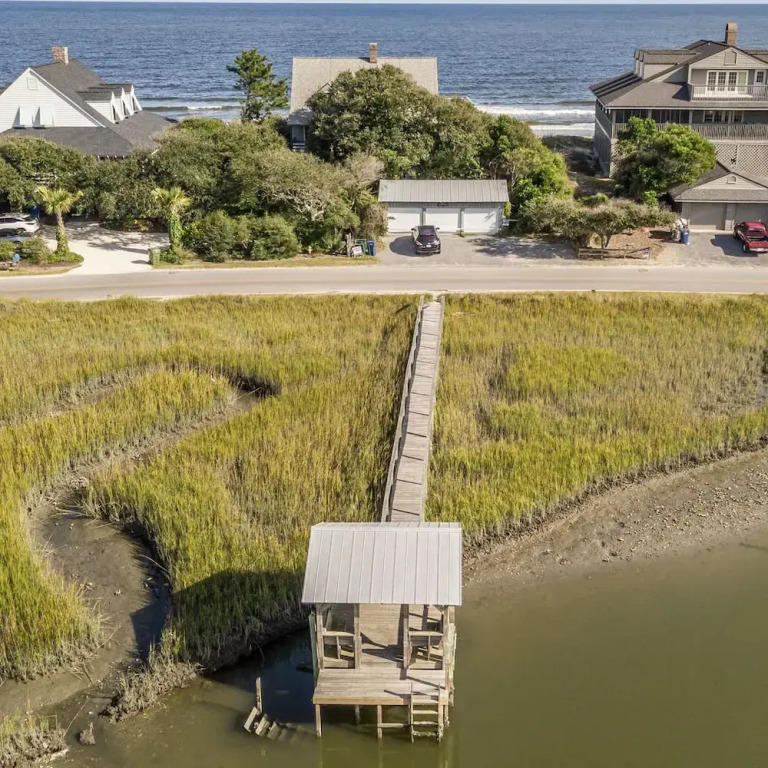 Sea Cliff - 4 Br Home