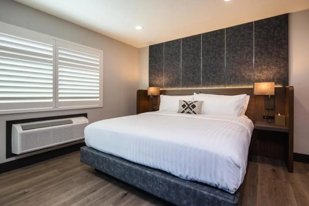 Americas Best Value Inn Golden Bear Inn