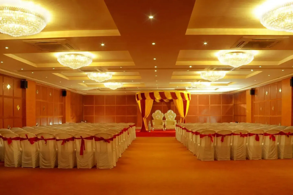 Silver Sand Hotel