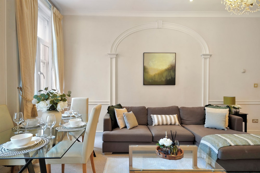 Hertford Flat 12