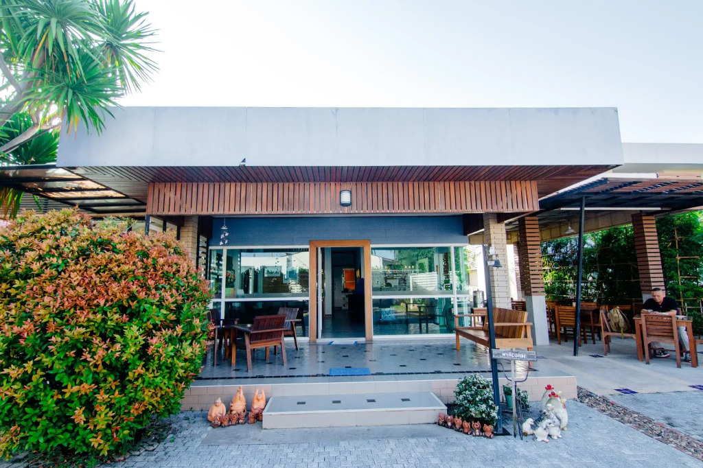 Orchid Place Hotel