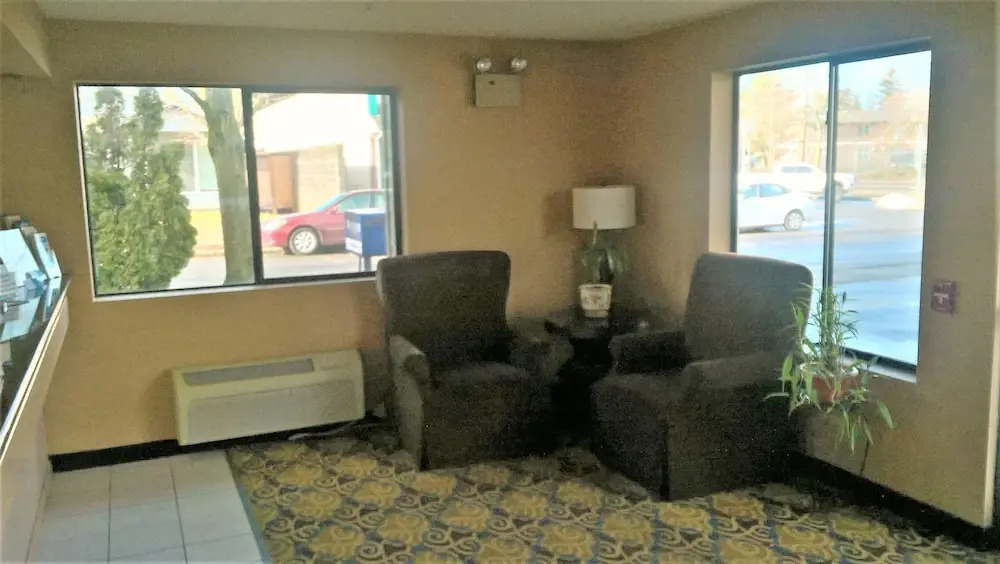Briarwood Suites