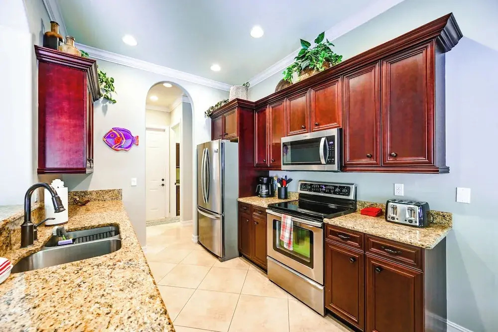 Marco Island Home w/ Private Pool: 3 Mi Beach!