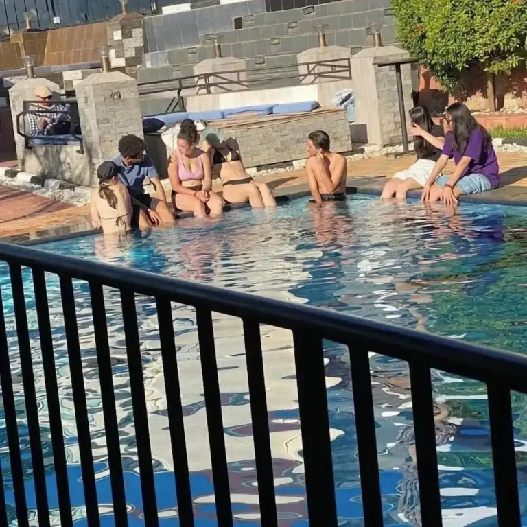 Netluna Villa Hotel & Tours