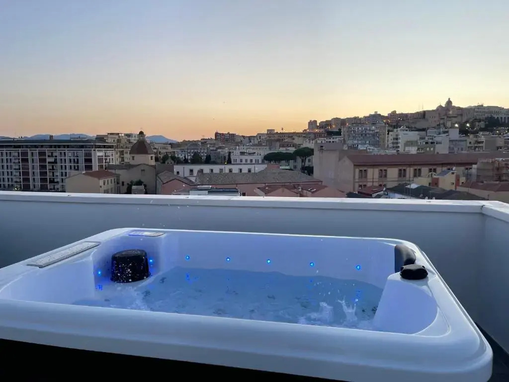 18 Dante Luxury Suites