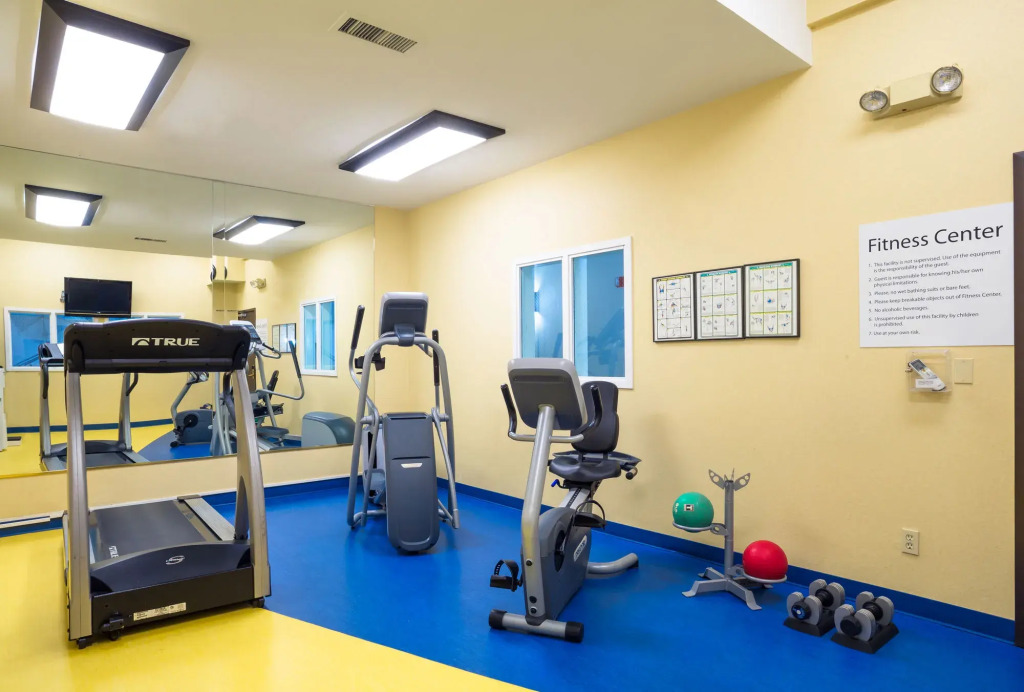 Holiday Inn Express Layton - I-15 by IHG