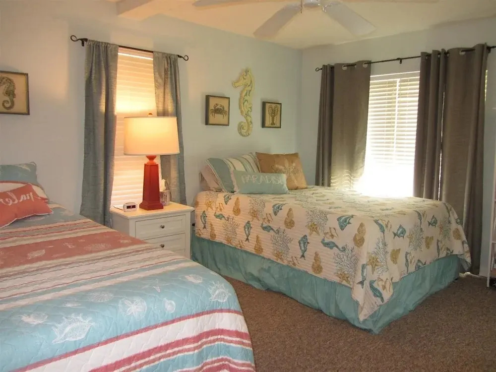 Horizontal In Hatteras 2 Bedroom Condo