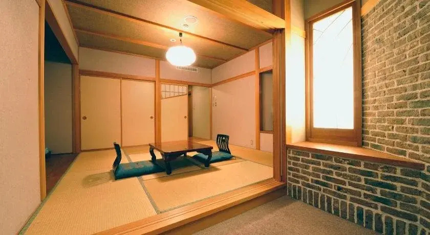 Hakuba Onsen Ryokan Shirouma-so