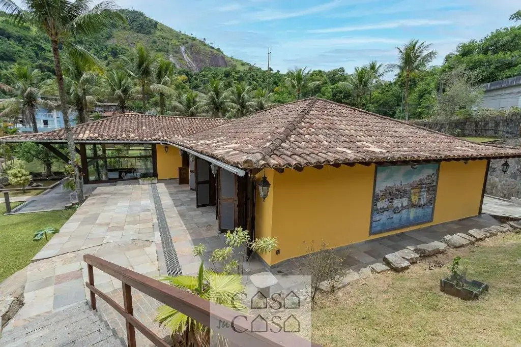 MANSÃO com 6 Suites - PISCINA, Churrasqueira, SAUNA e Deck PRIVATIVO a 200 metros da PRAIA exclusiva do condominio PORTOGALO - Comporta 16 Hospedes