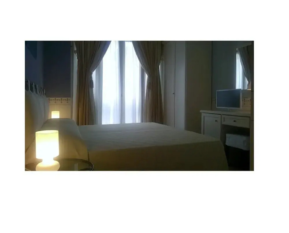 Caroline Hotel