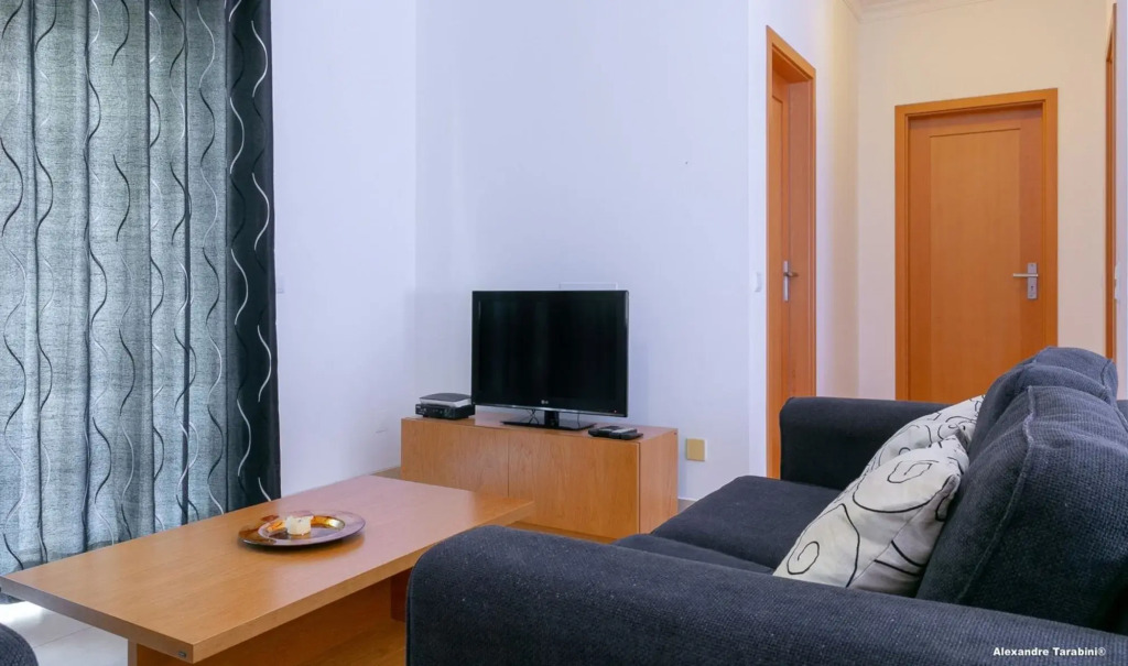B09 - Downtown Spa Apartment