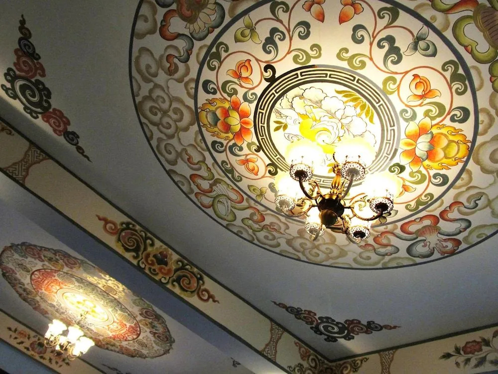 Retreat Hotel & Spa