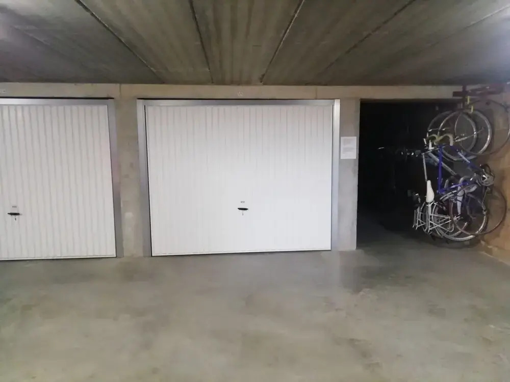 Apartment on 8th Floor With Kitchen