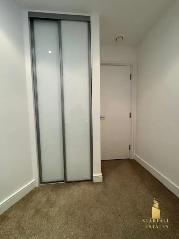 Leeds Apt - Hottub - Sleeps 6 - Special Occasions