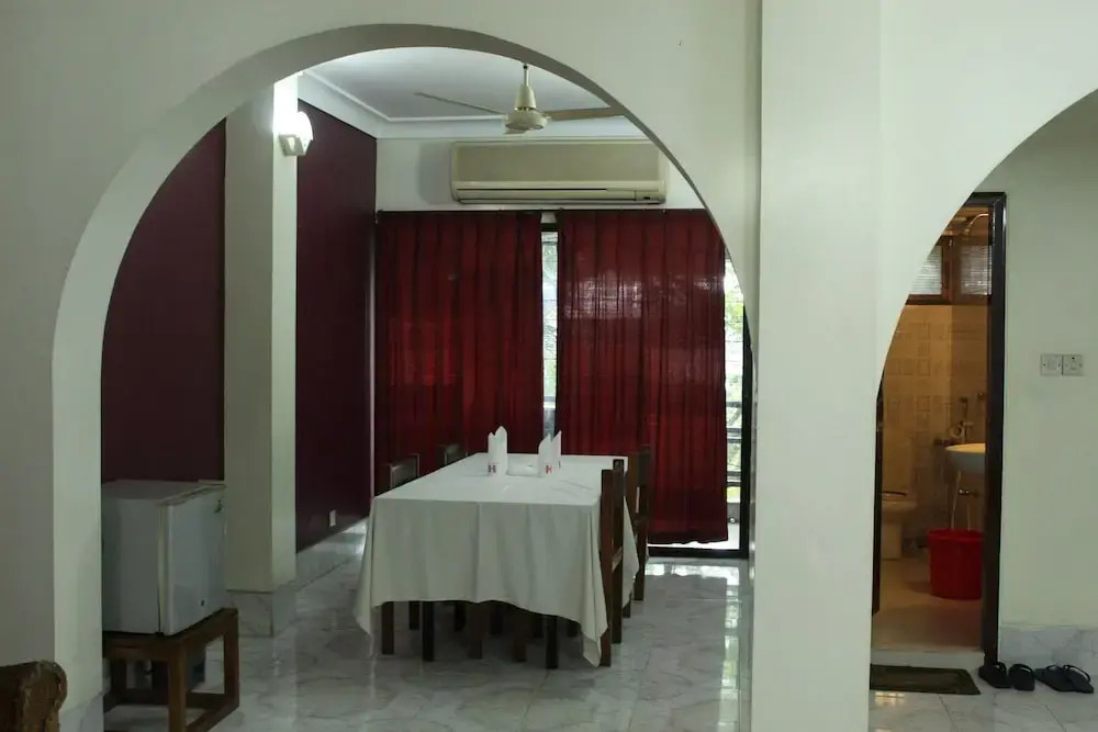 Hiltown Hotel