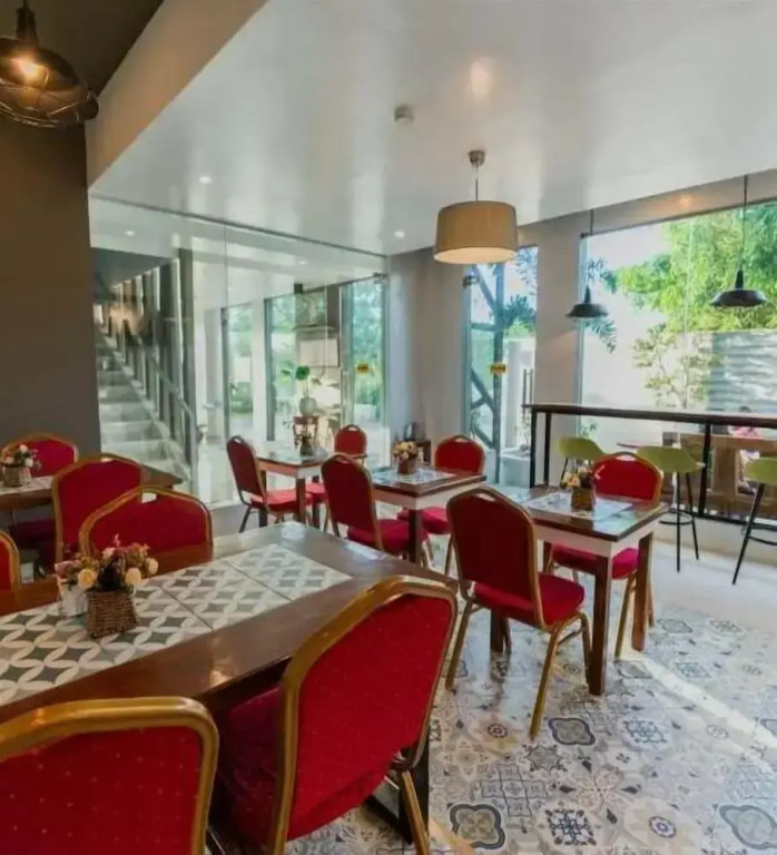 Soi Suites